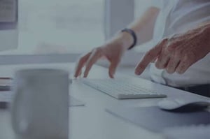 pwr-img_bg_hands-typing